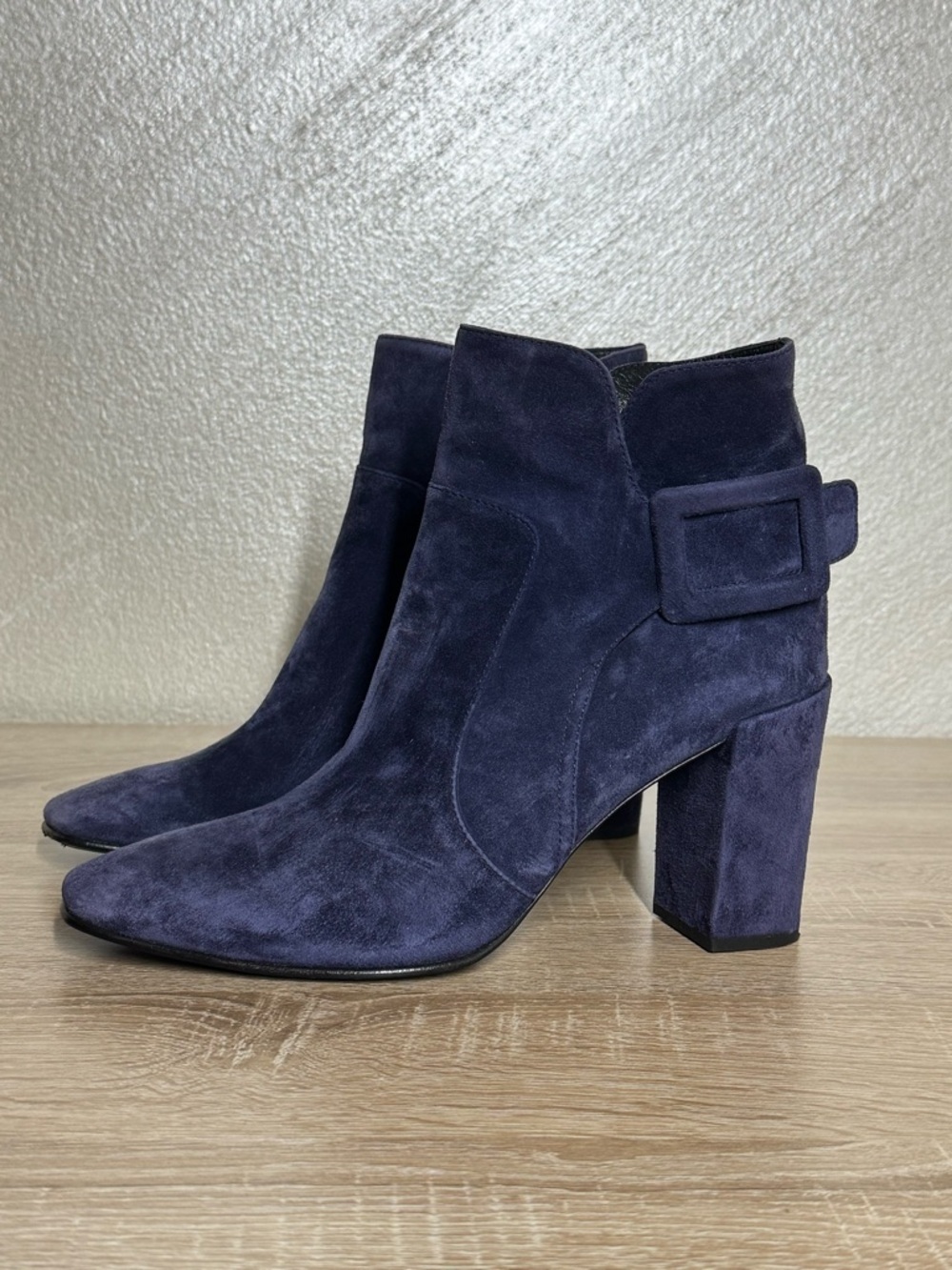 Roger Vivier Polly Navy Blue Suede Ankle Boots Size EU 39 US 8.5